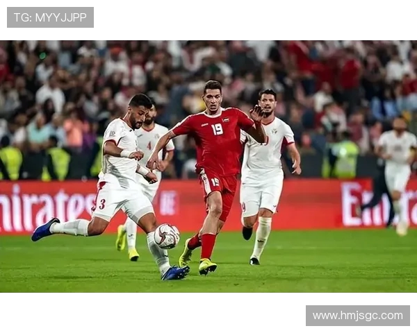 乌兹别克斯坦与伊朗足球对决精彩回顾与分析 乌兹别克斯坦与伊朗足球对决精彩回顾与分析